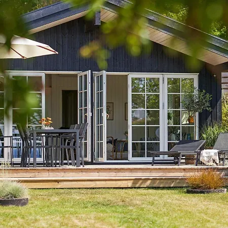 Xi Holiday home